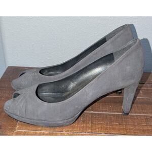 Stuart Weitzman Gray Suede Peeep Toe Pumps Size 8 M